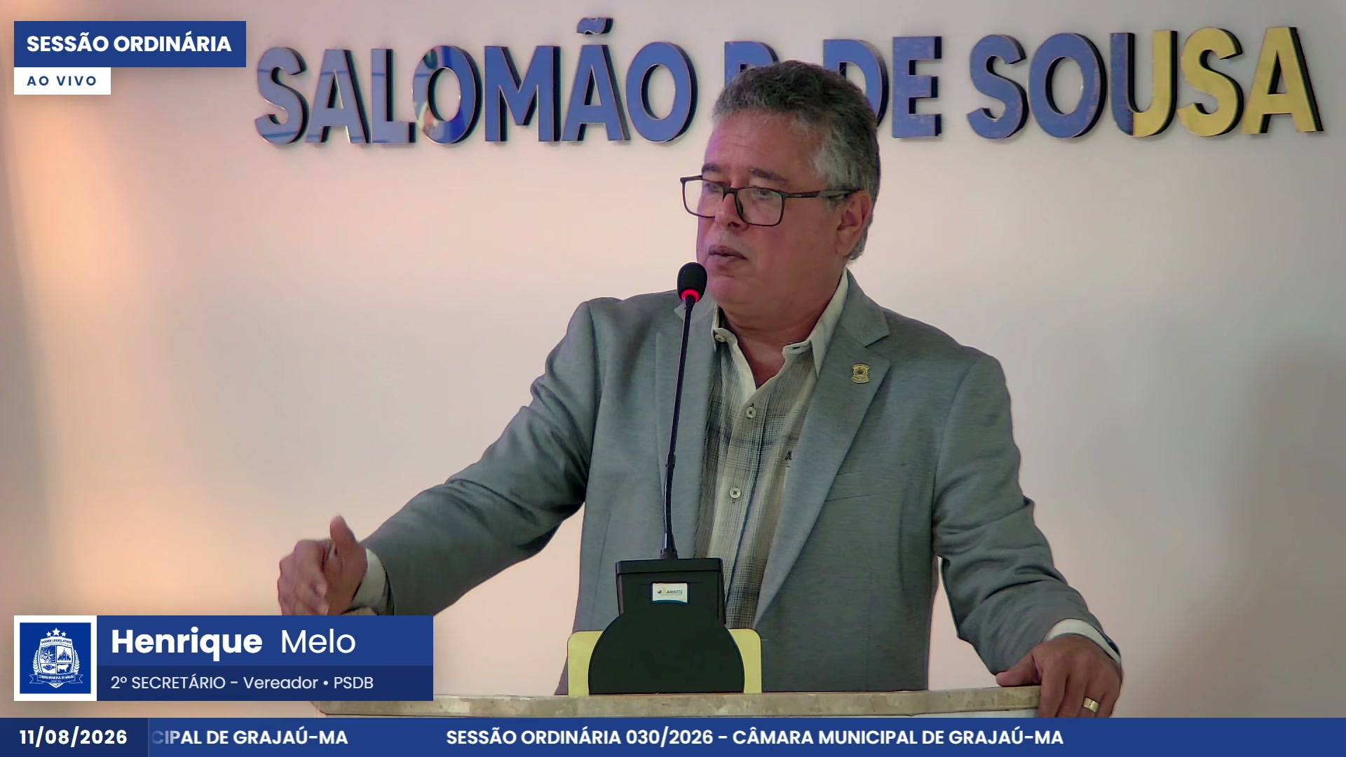 Vereador Henrique Mello na tribuna da Câmara de Grajaú