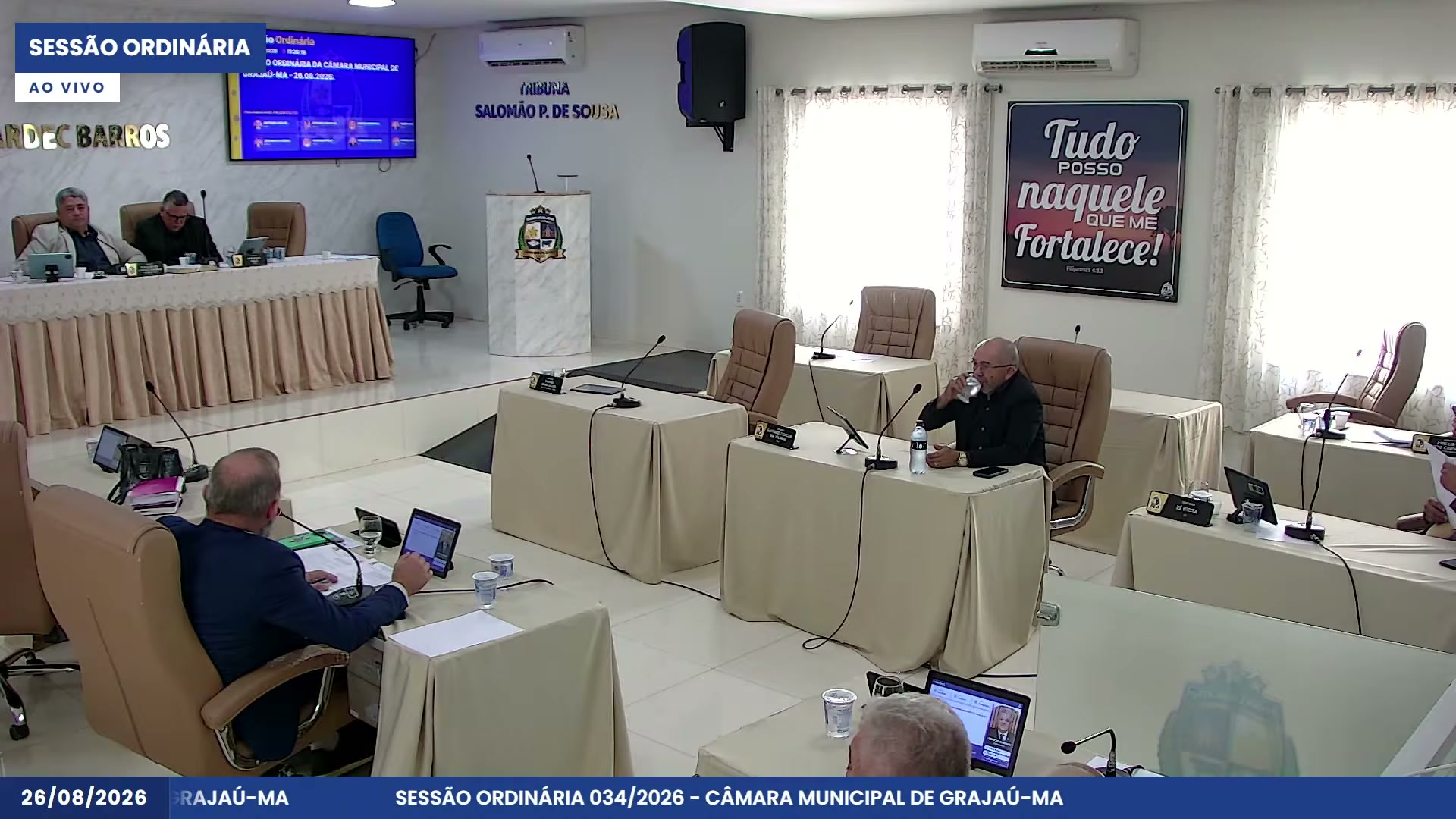 Plenário da Câmara de Grajaú durante a sessão ordinária 034/2026.